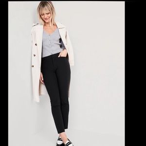 Old Navy Pixie Skinny Ankle Pants